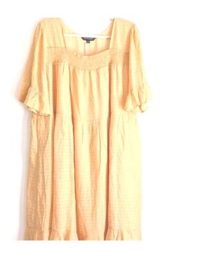 Davi & Dani "Sunny Yellow" Smocked Baby Doll Style Dress in Size 3X (NWT)